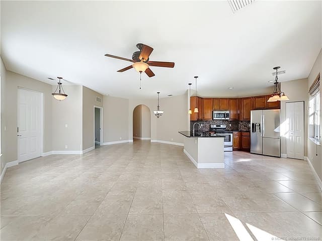 211 SW Deleon Springs Drive, Port St. Lucie, FL 34986