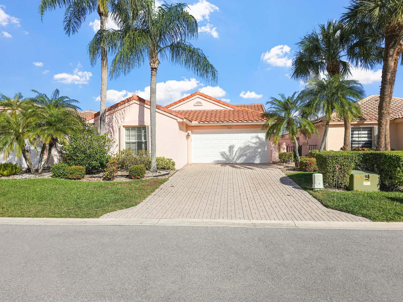 5111 Pelican Cove Drive, Boynton Beach, FL 33437 photo 1