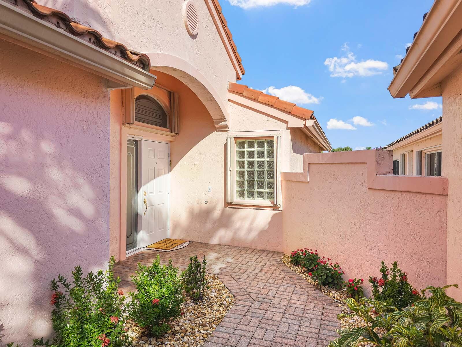 5111 Pelican Cove Drive, Boynton Beach, FL 33437 photo 4