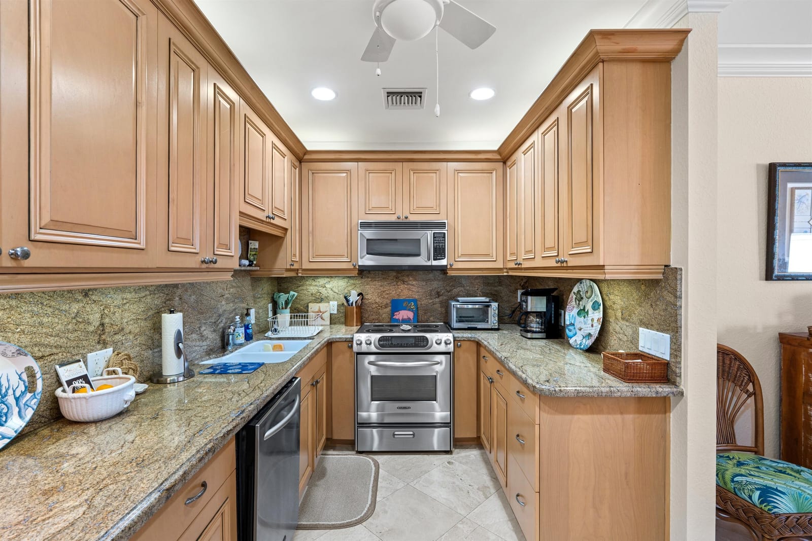 5900 Old Ocean Boulevard B5, Ocean Ridge, FL 33435 photo 6
