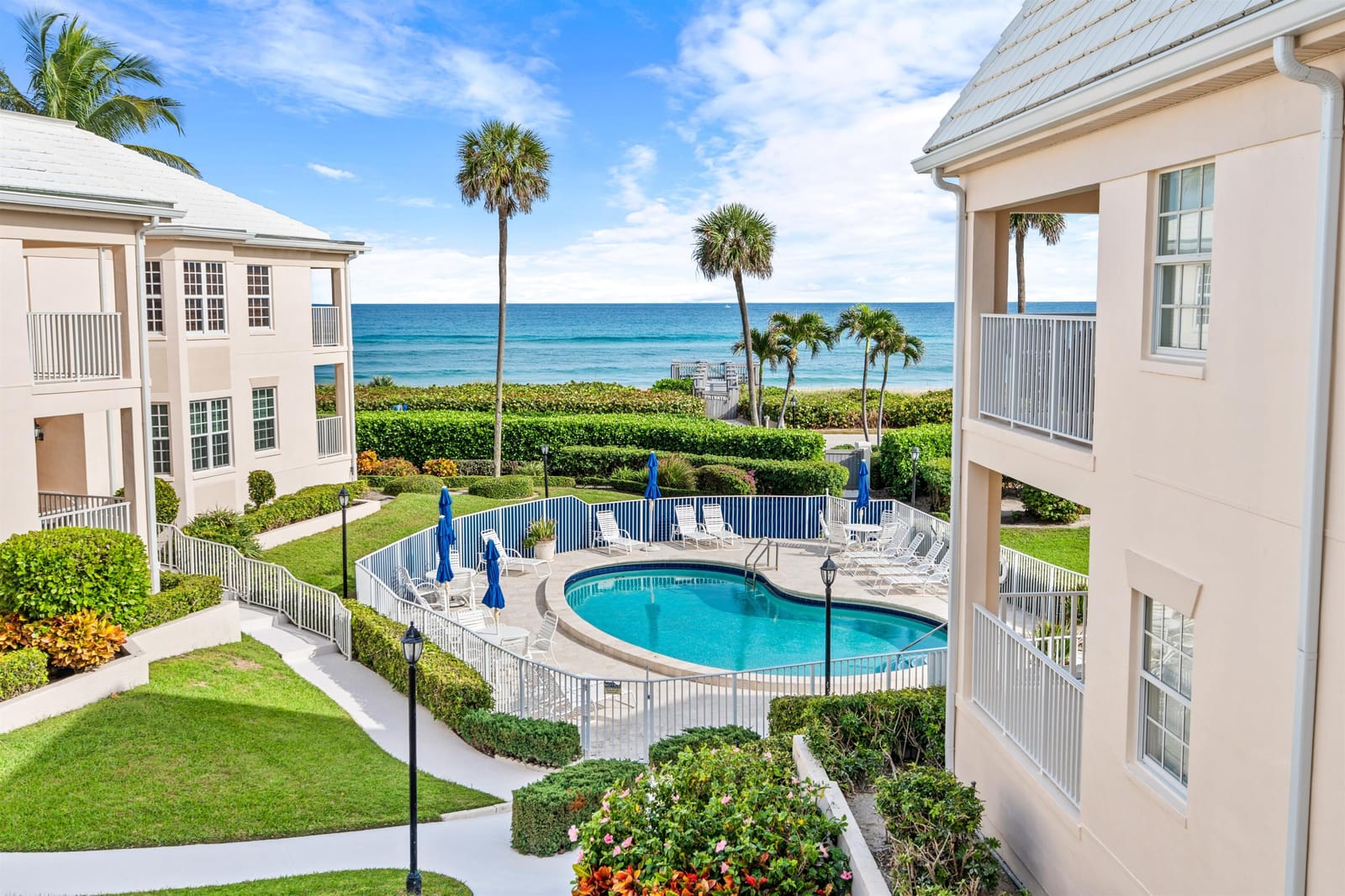 5900 Old Ocean Boulevard B5, Ocean Ridge, FL 33435