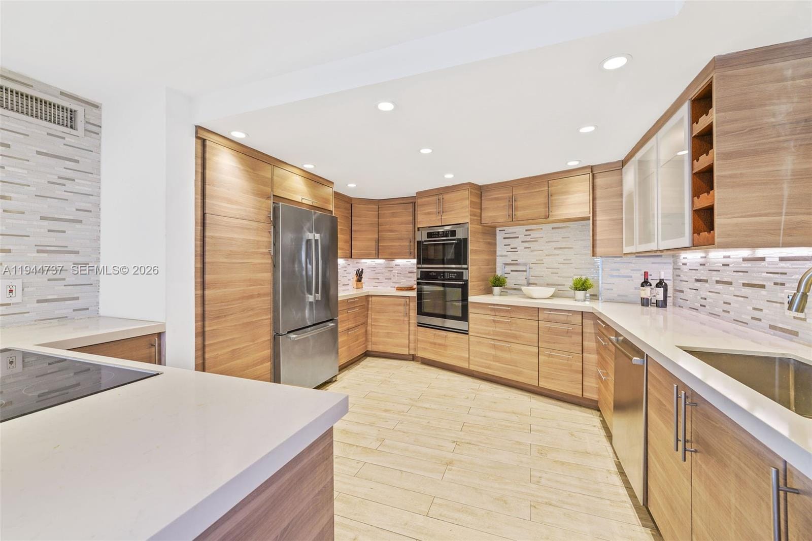 1881 Washington Avenue 5H, Miami Beach, FL 33139 photo 13