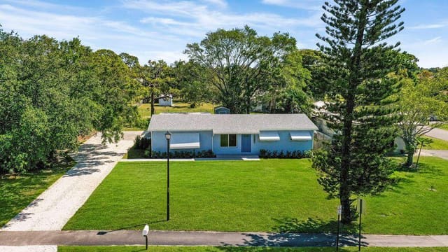 309 S Loxahatchee Drive, Jupiter, FL 33458