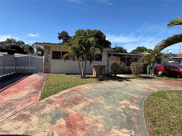 6090 W 5th Lane, sold in 4th Addn To Palm Springs, Hialeah, FL
