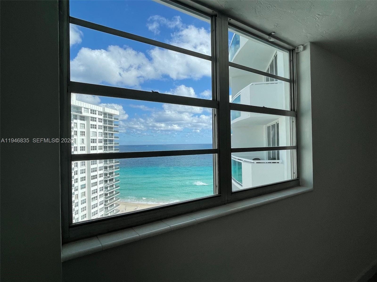 3001 S Ocean Drive 1449 — photo 12