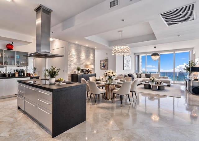 18201 Collins Avenue 4404, sold in Trump Royale Condo, Sunny Isles Beach, FL