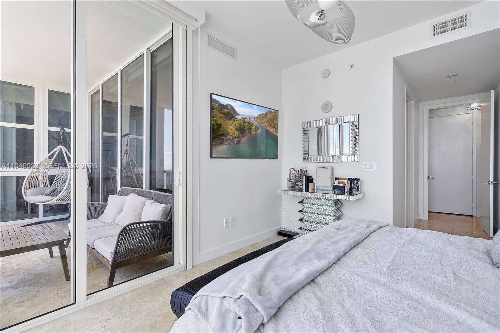 18201 Collins Avenue 4404, Sunny Isles Beach, FL 33160 photo 18