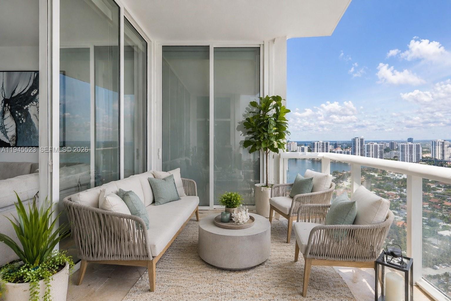 18201 Collins Avenue 4404, Sunny Isles Beach, FL 33160 photo 8