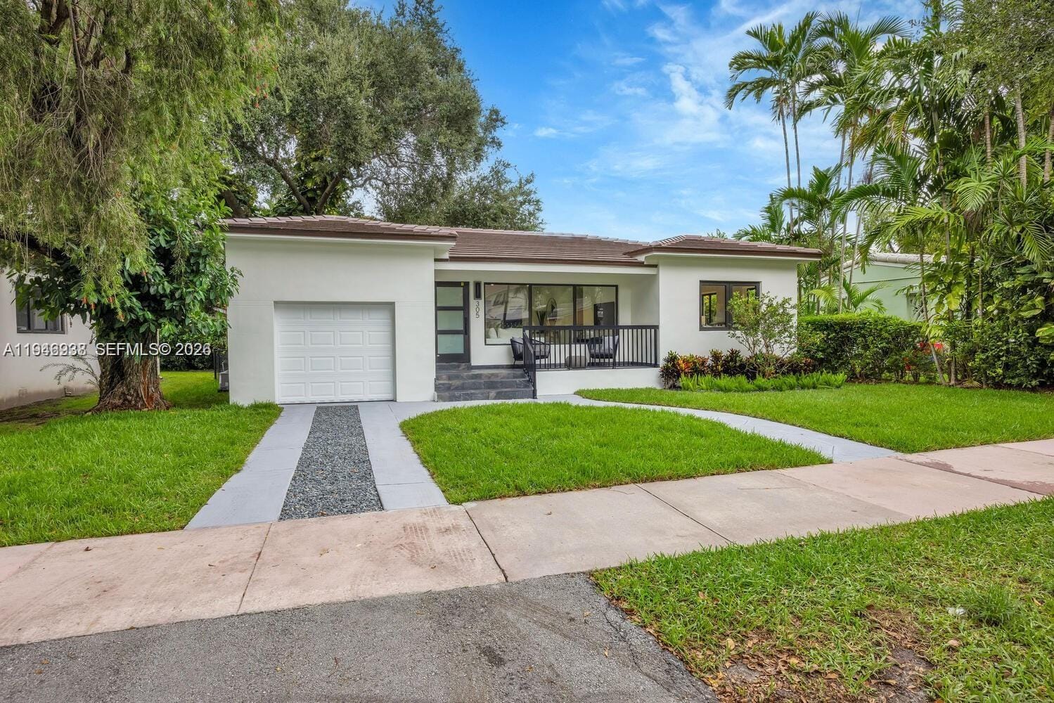 305 Fluvia Avenue, Coral Gables, FL 33134 photo 2