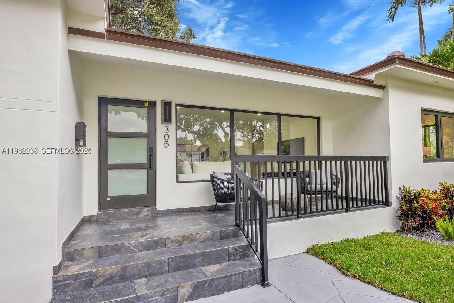 305 Fluvia Avenue, Coral Gables, FL 33134 photo 3