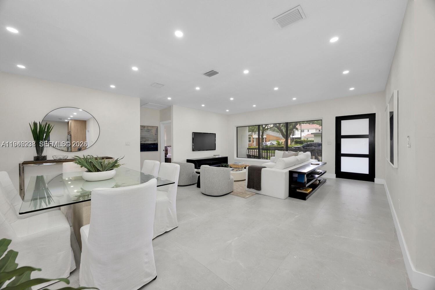 305 Fluvia Avenue, Coral Gables, FL 33134 photo 4