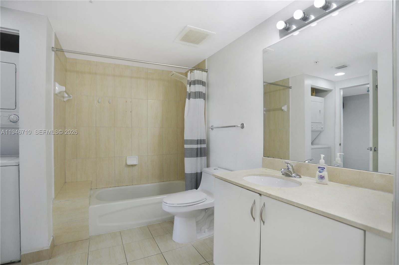 1750 N Bayshore Drive 3210, Miami, FL 33132 photo 22