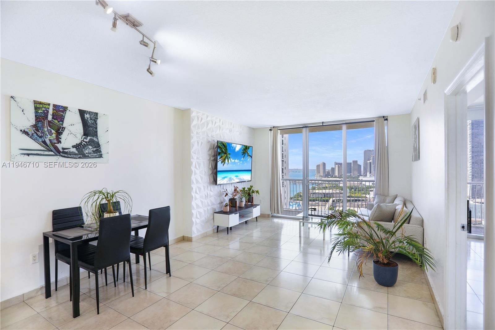 1750 N Bayshore Drive 3210 — photo 4