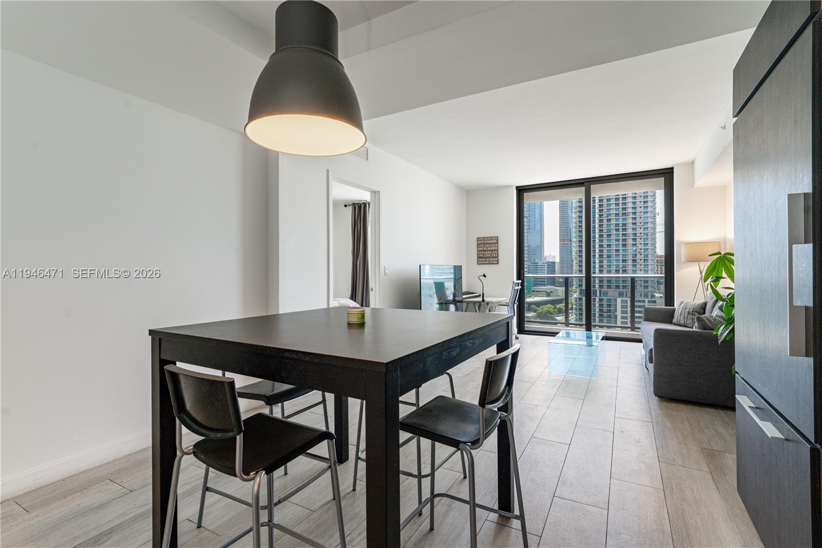 45 SW 9th Street 1205, Miami, FL 33130 photo 13