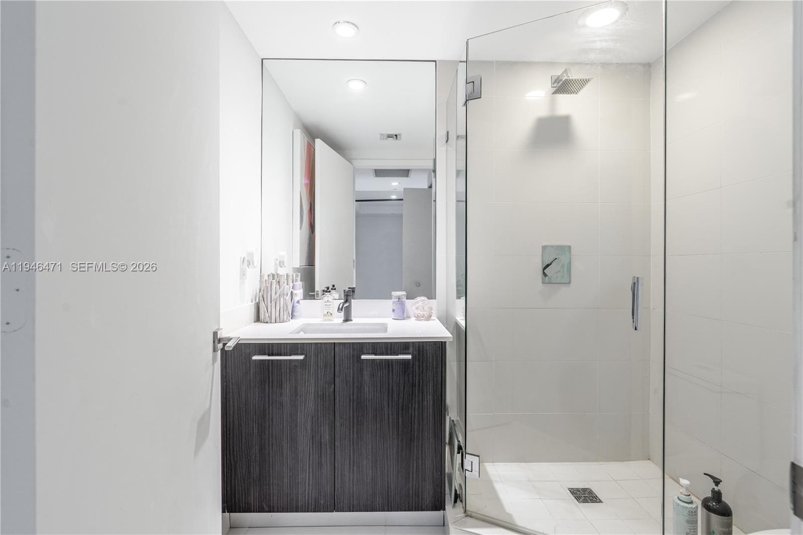 45 SW 9th Street 1205, Miami, FL 33130 photo 20