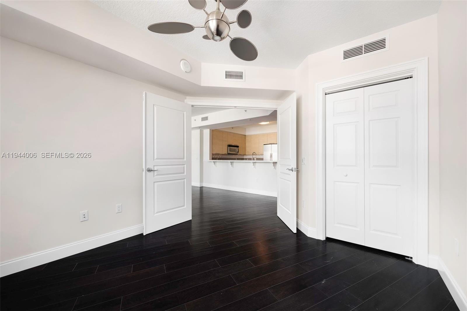 350 SE 2nd Street 870 — photo 12