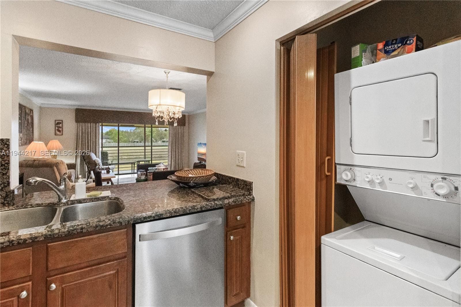 145 S Laurel Drive 606 — photo 6