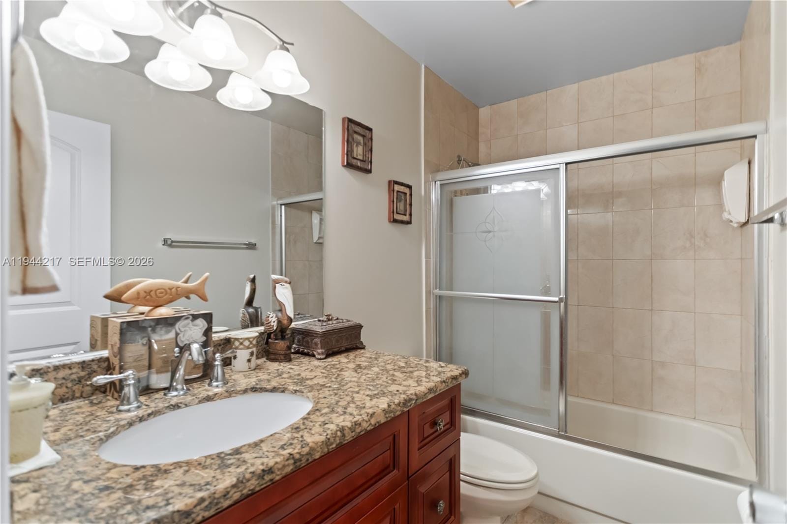 145 S Laurel Drive 606 — photo 8