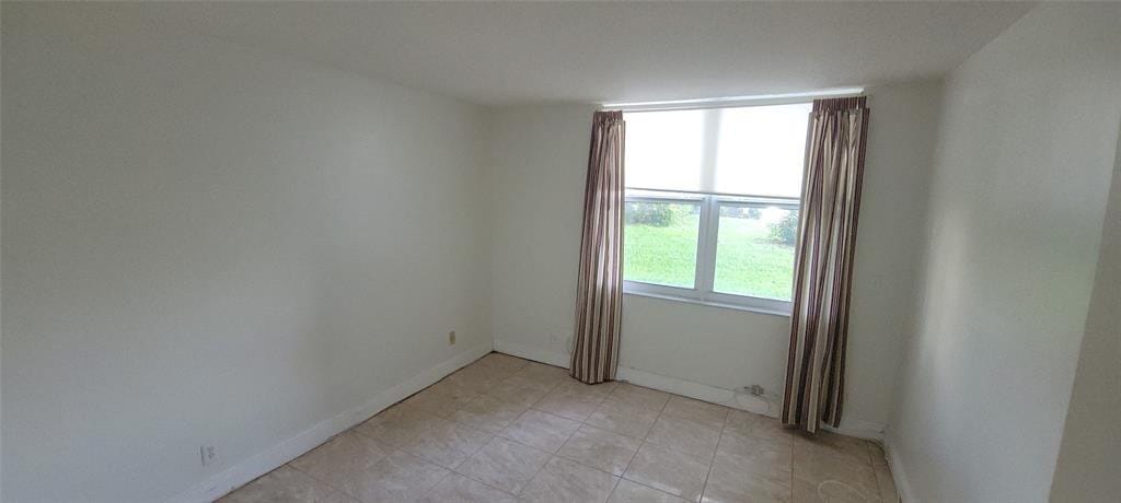 9421 SW Evergreen Place 102, Davie, FL 33324 photo 22