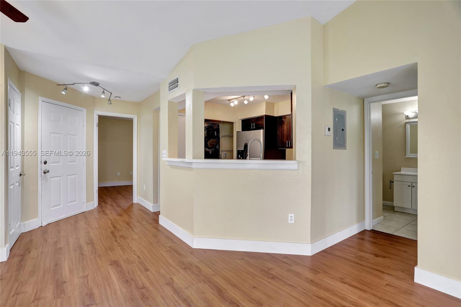 2485 NW 33rd Street 1612, Oakland Park, FL 33309 photo 4