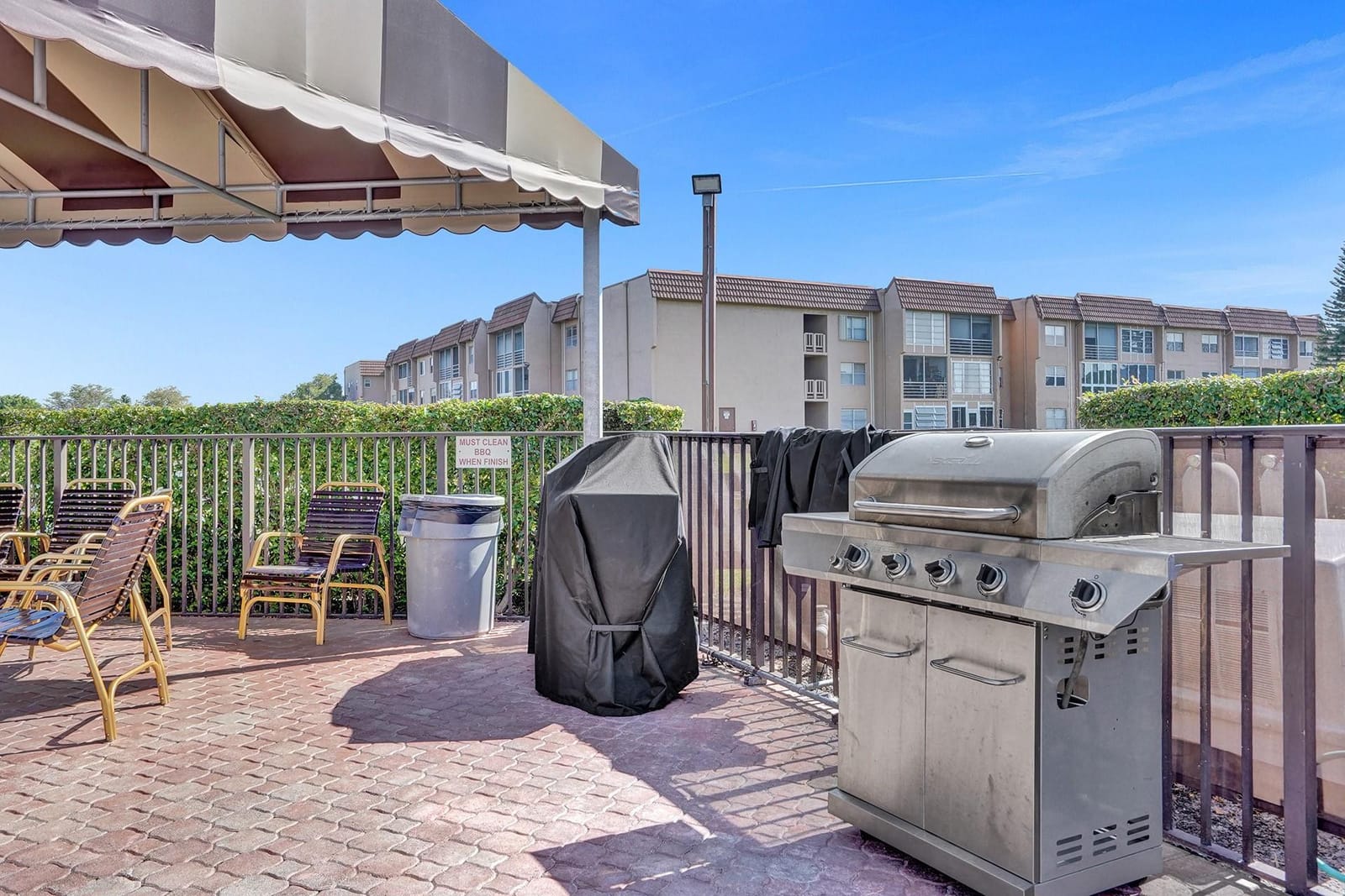9821 Sunrise Lakes Boulevard 106, Sunrise, FL 33322 photo 18