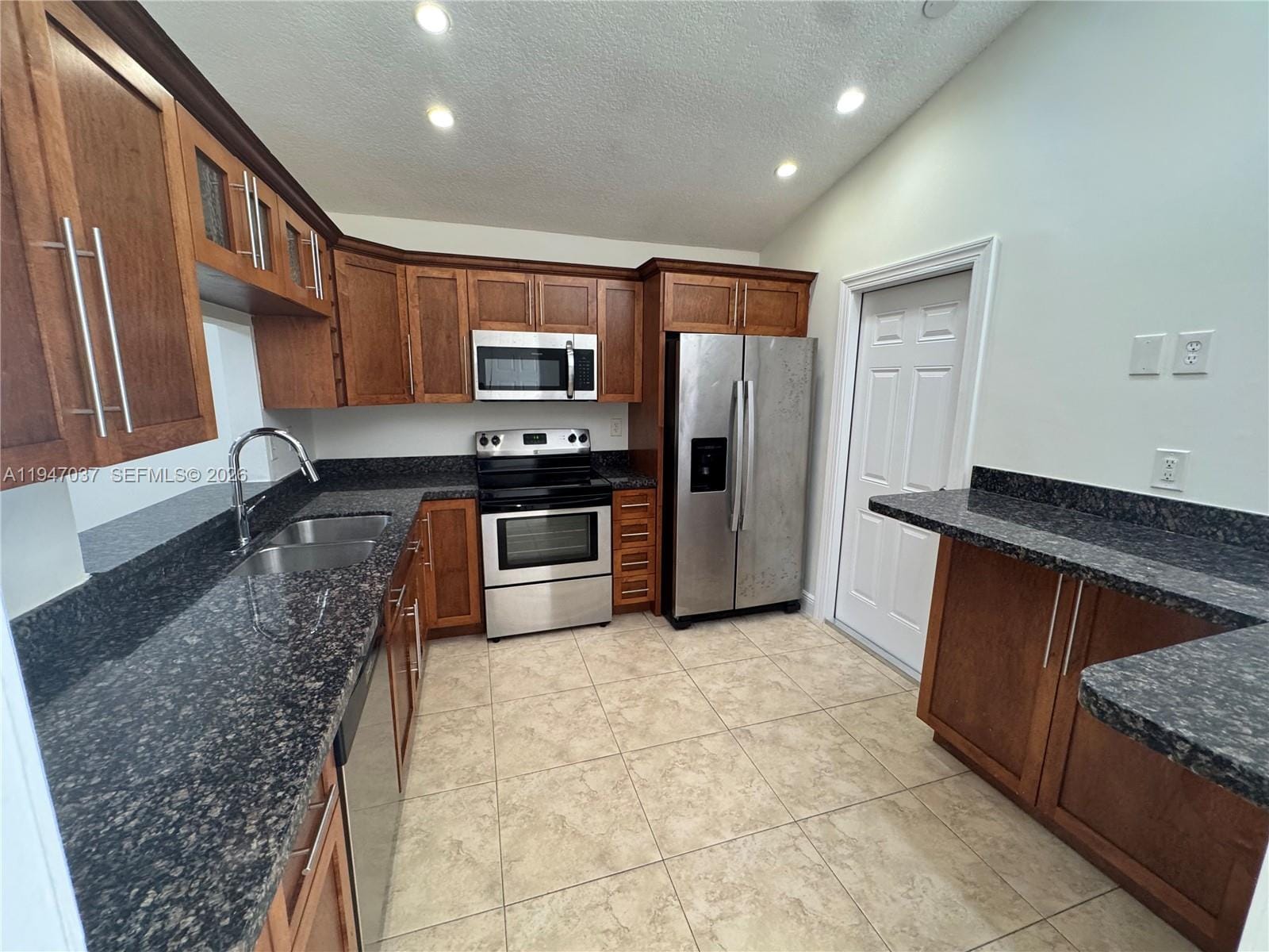 10019 SW 222nd Street, Cutler Bay, FL 33190 photo 13