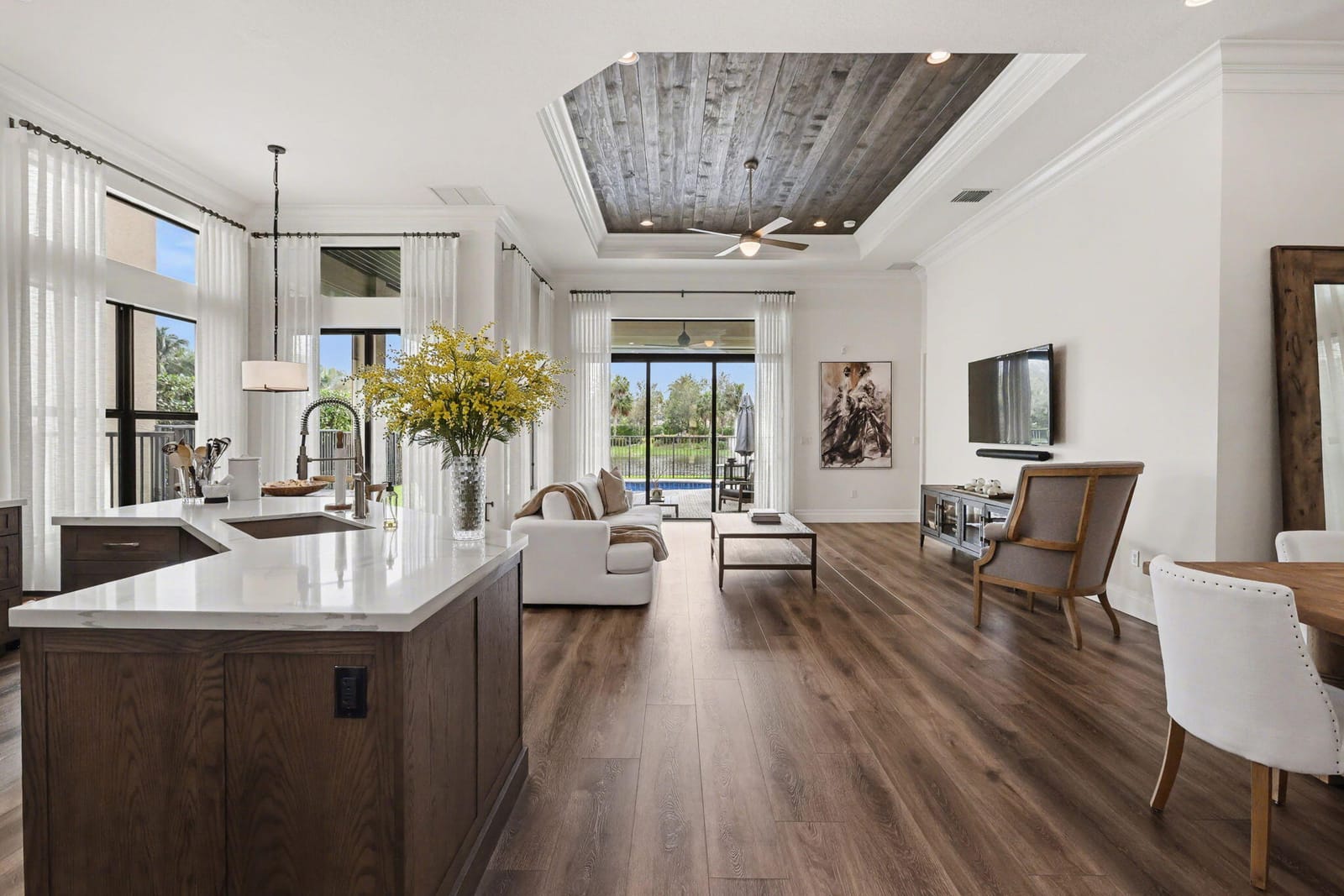 9319 Eden Roc Court — photo 6