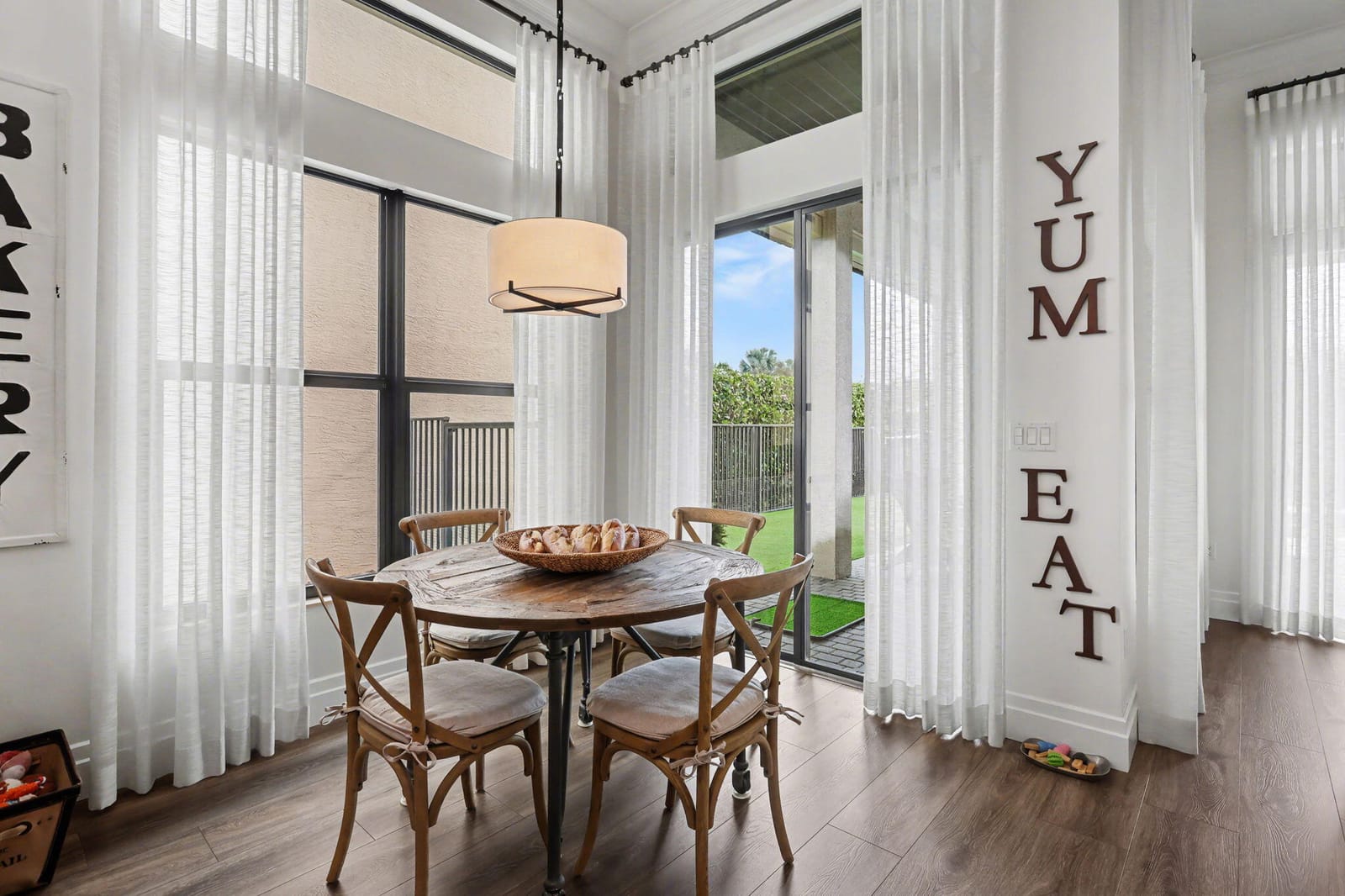 9319 Eden Roc Court — photo 10