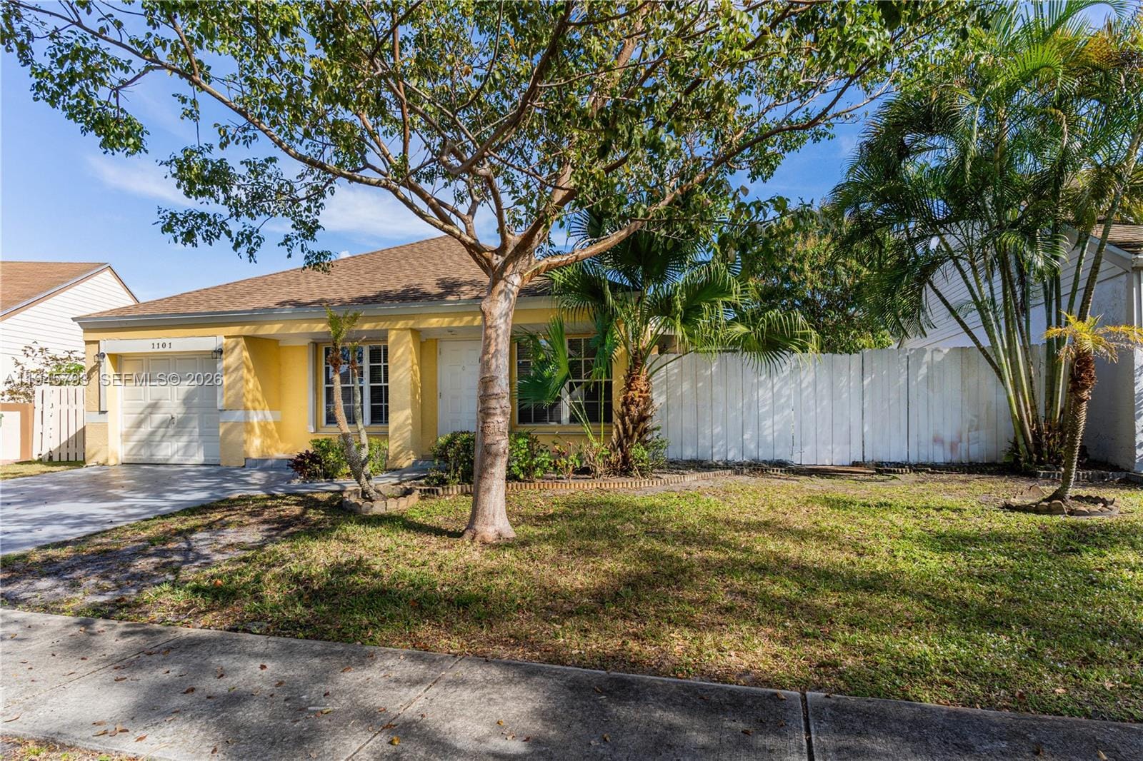 1101 SW 86th Avenue — photo 2