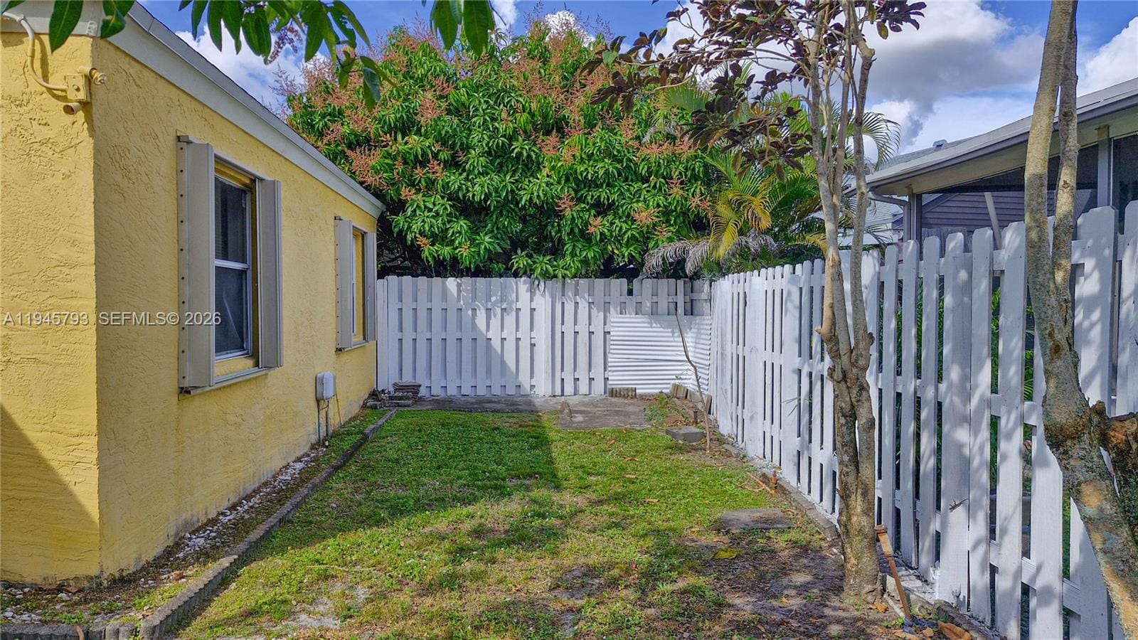 1101 SW 86th Avenue, Pembroke Pines, FL 33025 photo 21