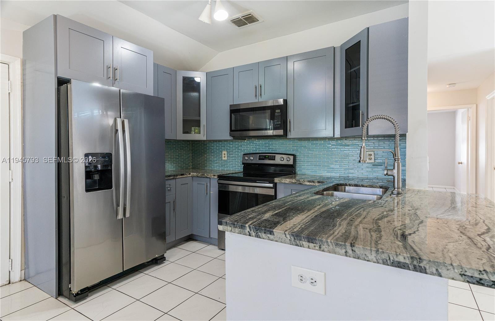 1101 SW 86th Avenue — photo 9