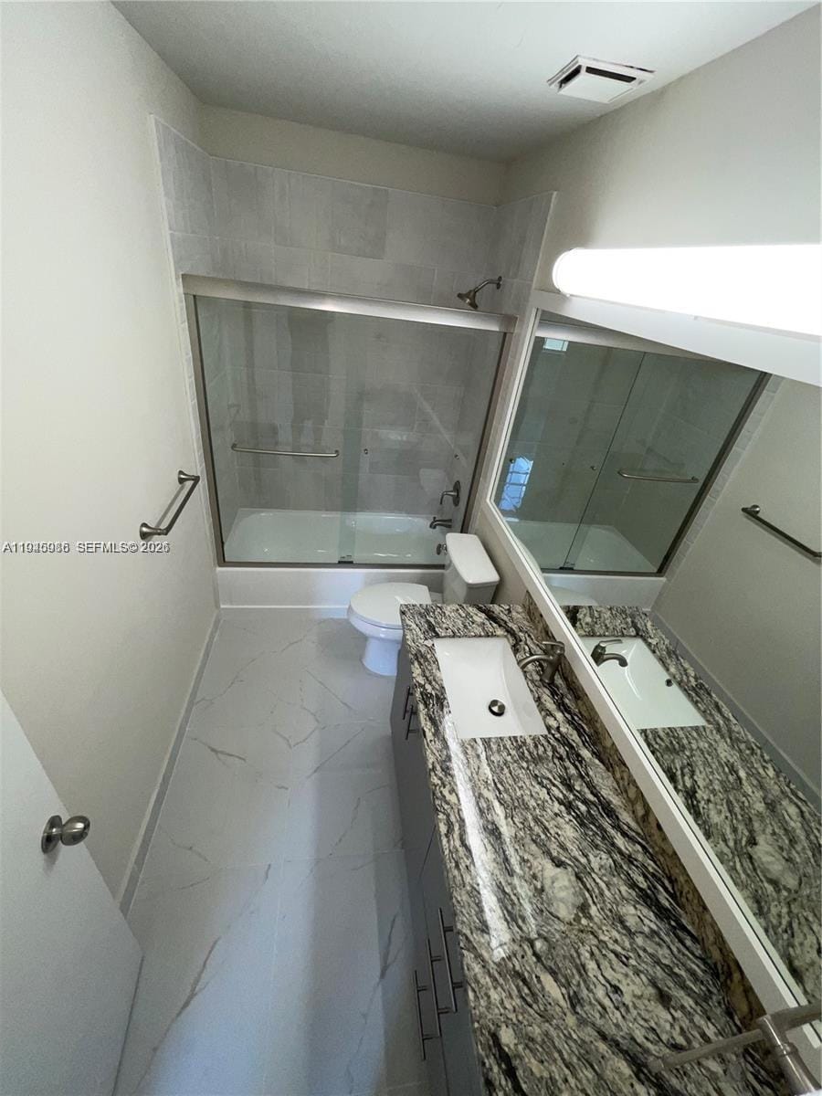 18320 NW 68th Avenue G, Hialeah, FL 33015 photo 12