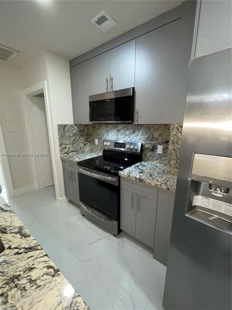 18320 NW 68th Avenue G, Hialeah, FL 33015 photo 14