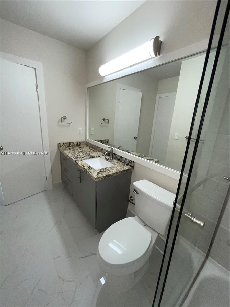 18320 NW 68th Avenue G, Hialeah, FL 33015 photo 20