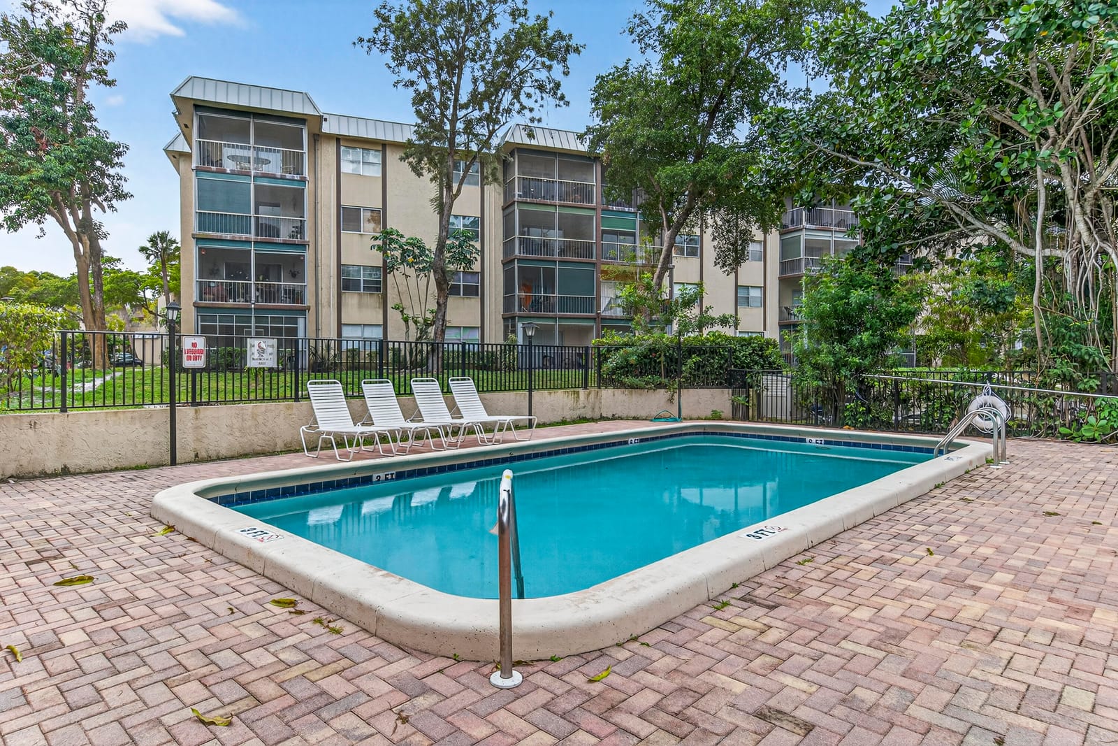 6301 N Falls Cir Drive 303, Lauderhill, FL 33319 photo 16