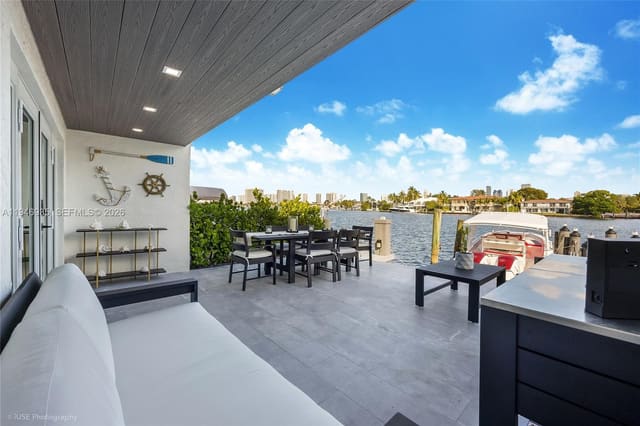 16479 NE 27th Place 16, sold in Leeward Point, North Miami Beach, FL