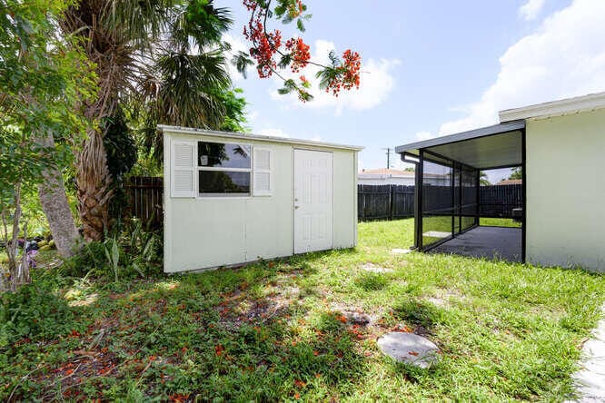 1314 S B Street, Lake Worth Beach, FL 33460 photo 17