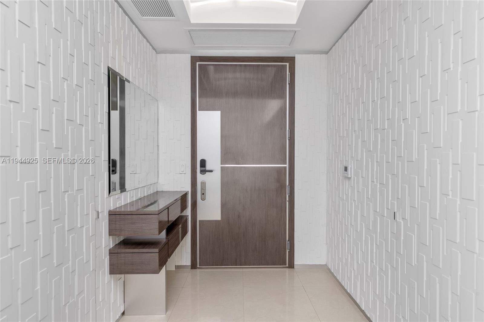 16001 Collins Avenue 2704, Sunny Isles Beach, FL 33160 photo 3