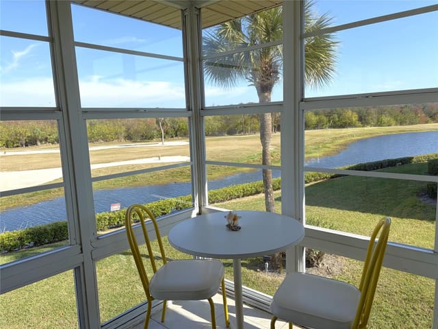 73 Royal Oak Court 206, sold in Vista Royale, Vero Beach, FL