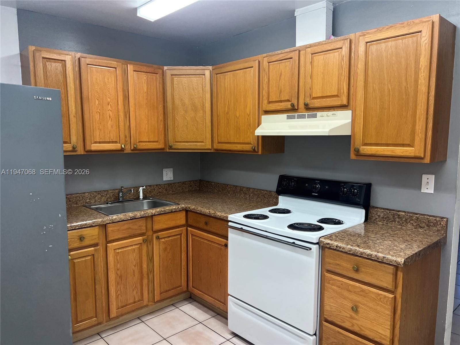 9203 NW 38th Drive 12 — photo 2