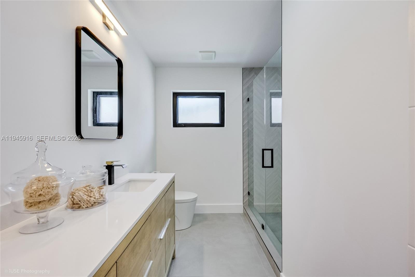 1925 NE 208th Terrace, Miami, FL 33179 photo 18