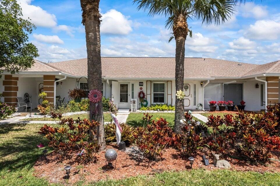 2 bedroom home for sale at 1238 Lakes End, Fort Pierce, FL 34982 — $125,000