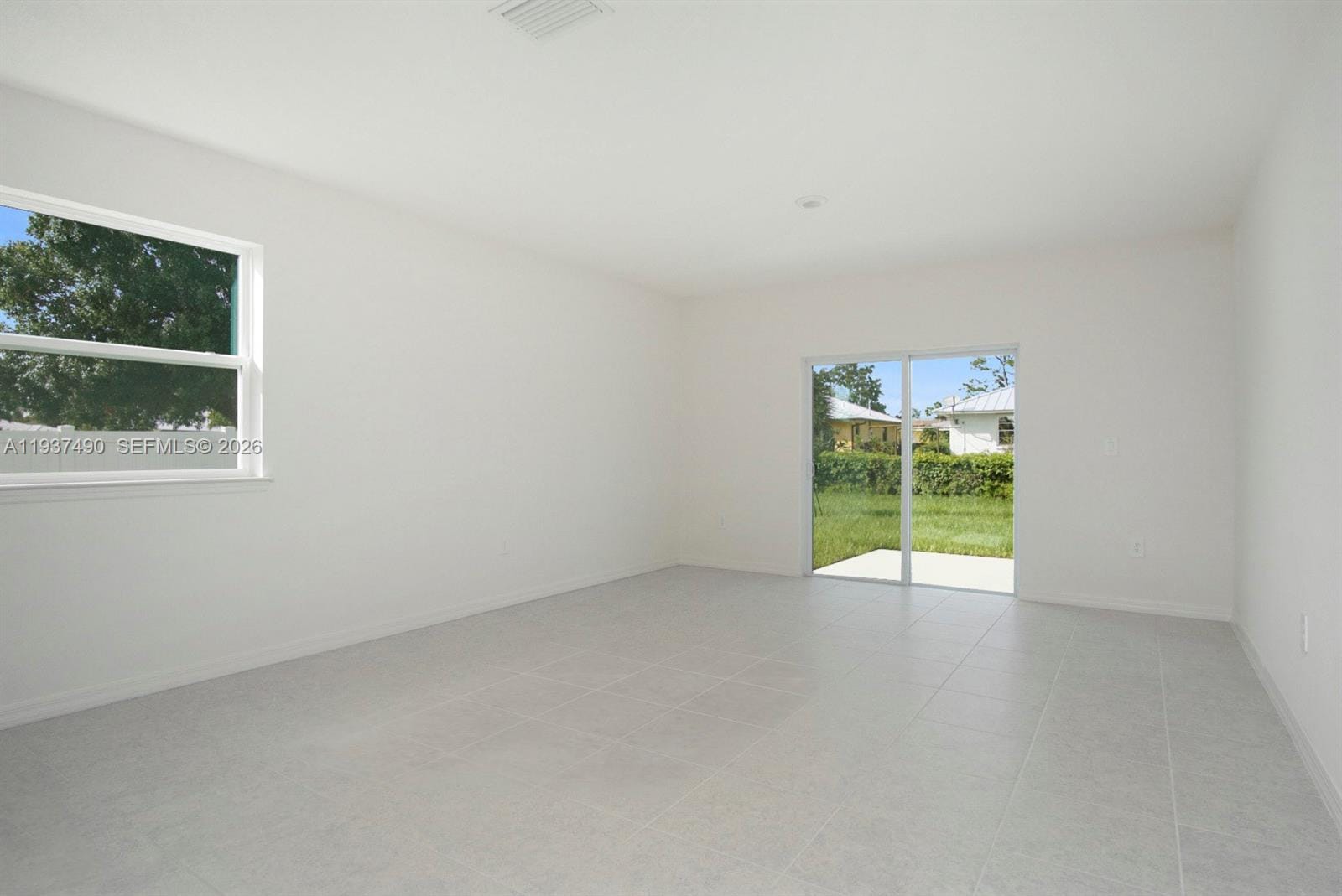 811 SE Seahouse Drive — photo 6