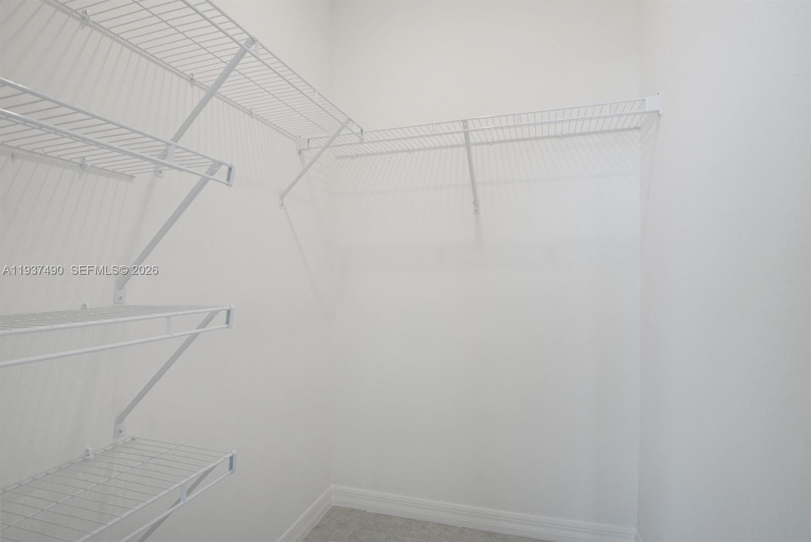 811 SE Seahouse Drive — photo 8