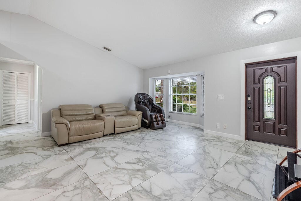 16896 N 76th Street N, Loxahatchee, FL 33470 photo 13