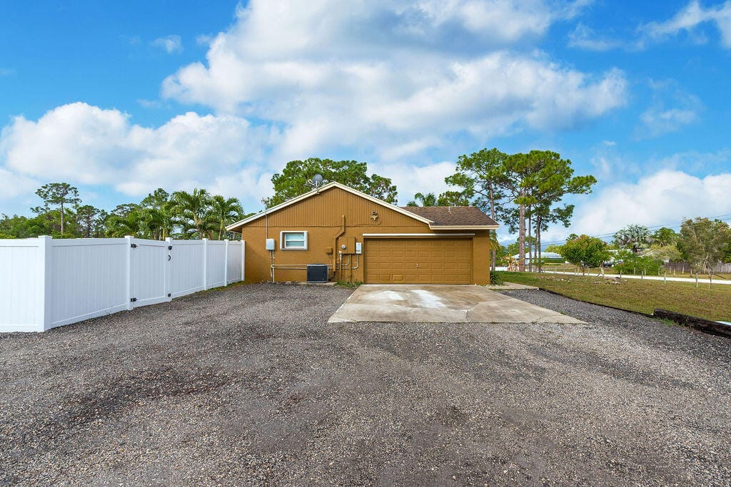 16896 N 76th Street N, Loxahatchee, FL 33470 photo 3