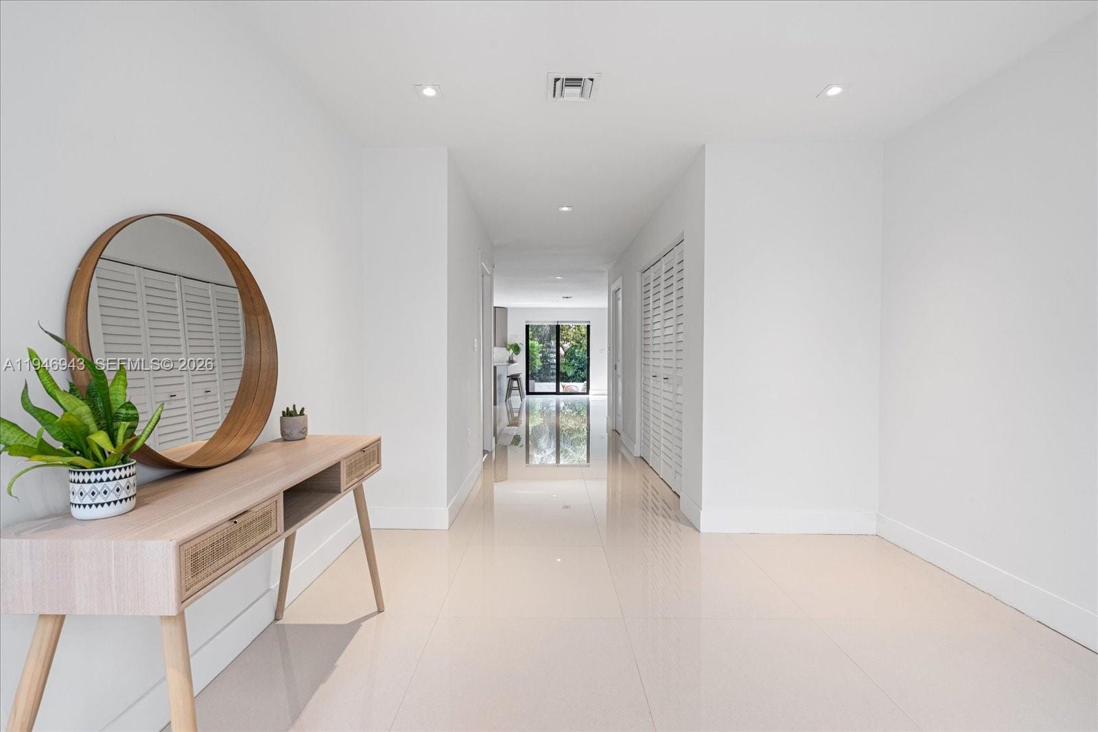 806 SW 29th Street 806 — photo 11
