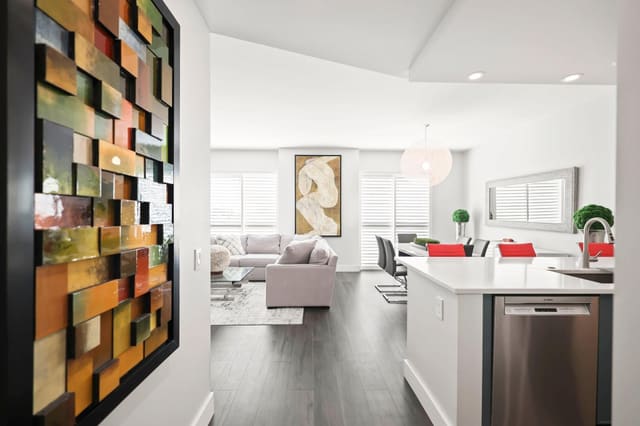 2631 NE 14th Avenue 304, sold in Wilton Station, Wilton Manors, FL