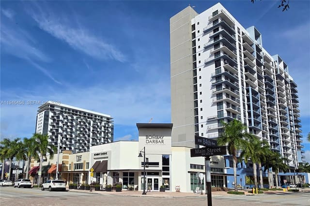 5350 NW 84th Avenue 2004, sold in 5350 Park Condo, Doral, FL