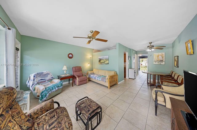 15610 NE 6th Avenue 7D, Golden Towers, Miami, FL